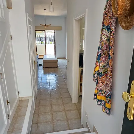 بيت للعطل Casa Leocadia Tenerife *